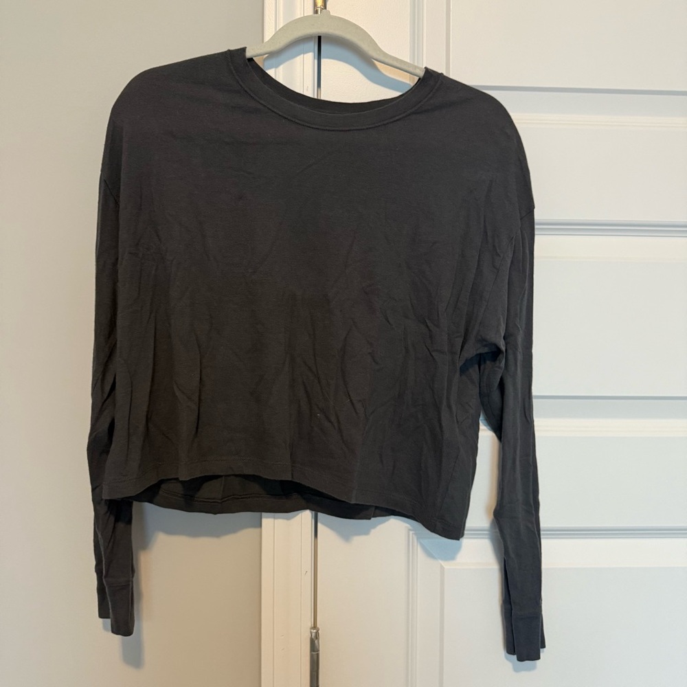 Abercrombie & Fitch Soft A&F Collection Cropped Boyfriend Long Sleeve T | Size M